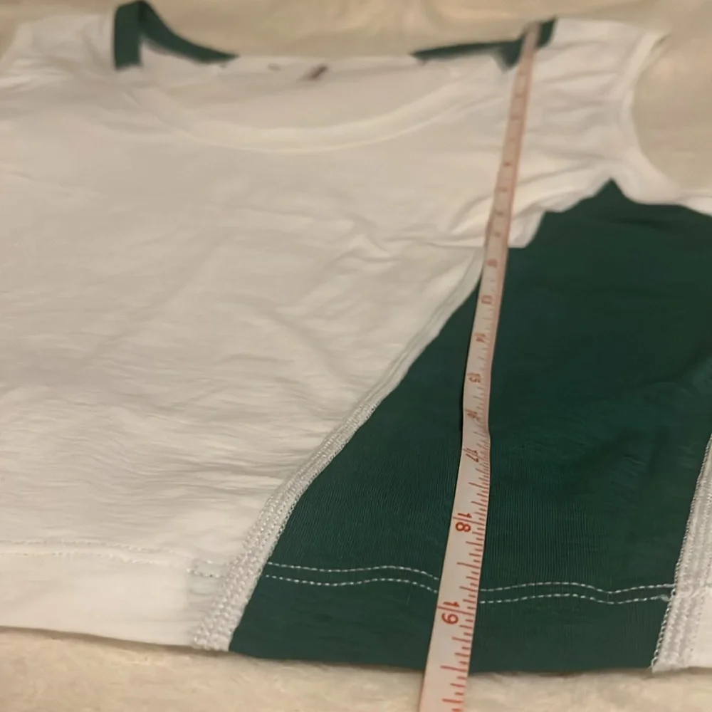 NWOT FP MOVEMENT BY FREE PEOPLE TEMPO ADAVNTAGE MUSCLE TANK SIZE L - Picture 7 of 11